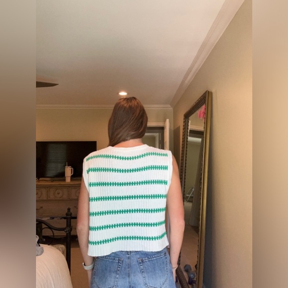 Butter Melon Top - Picture 2 of 3